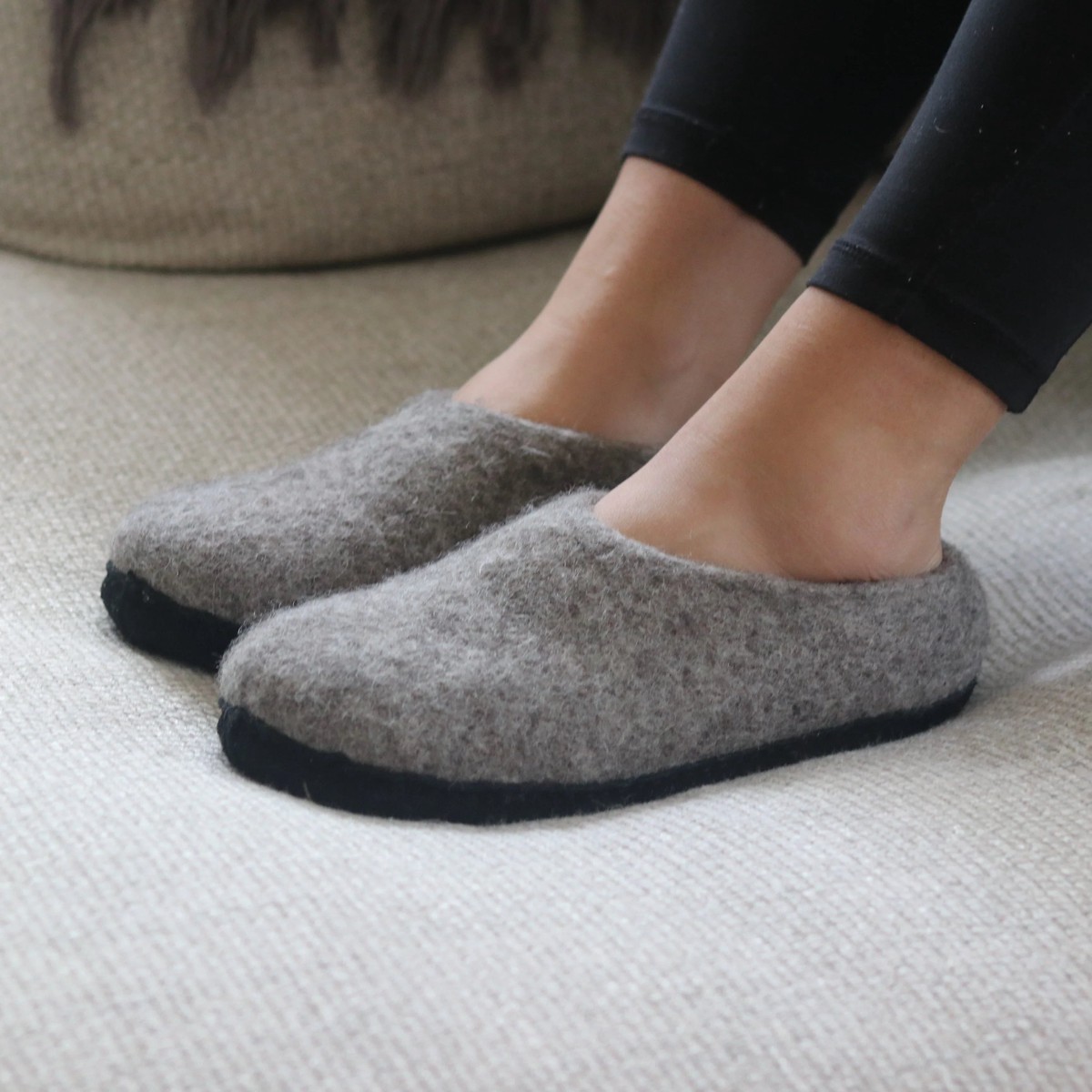 Womens Newport Noir Wool House Shoe Charcoal36
